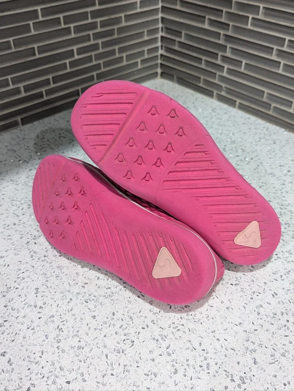 Plae Kids Water Shoes Mimo Lightweight Rubber Spring Summer Girls Size 3